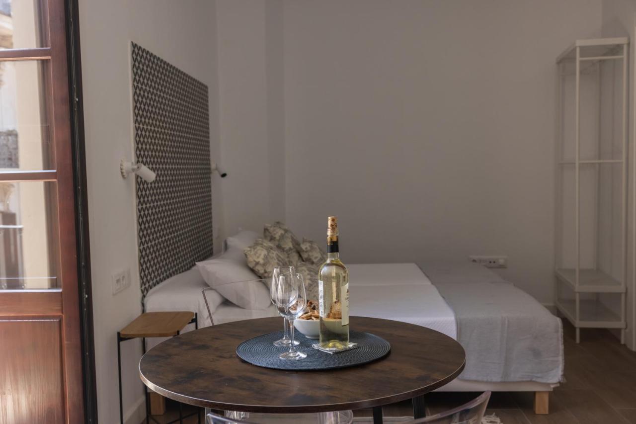 Apartamento-Loft Especeria Black Malaga Exterior photo